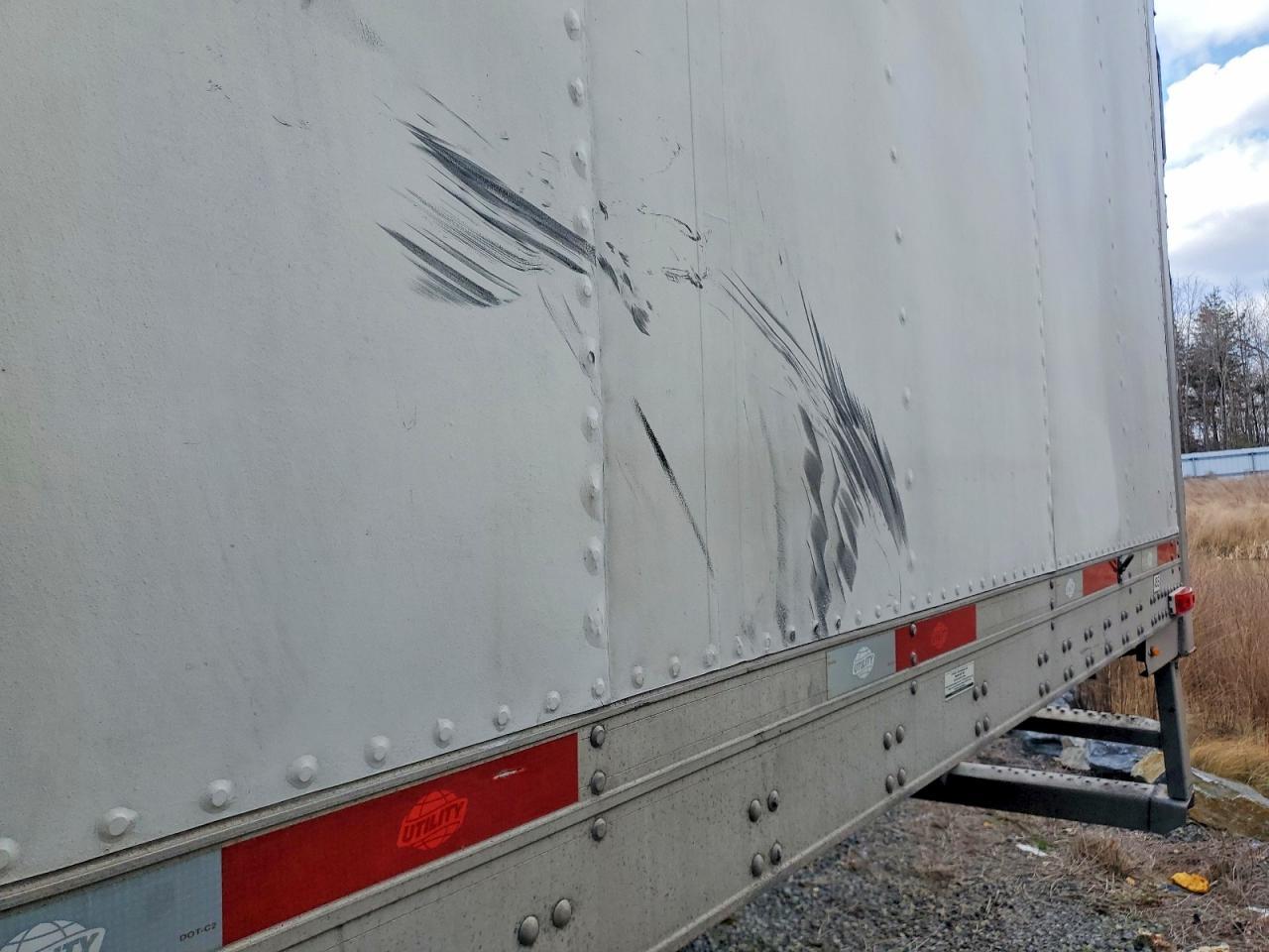 2015 Utility VS2RA Refrigerated Van Trailer