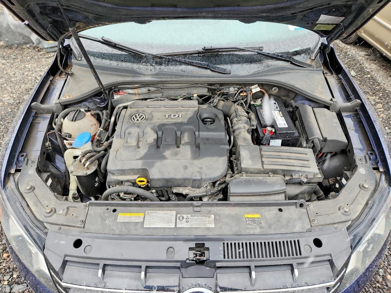 2015 Volkswagen Passat sel