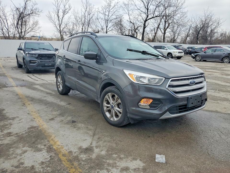 2018 Ford Escape se