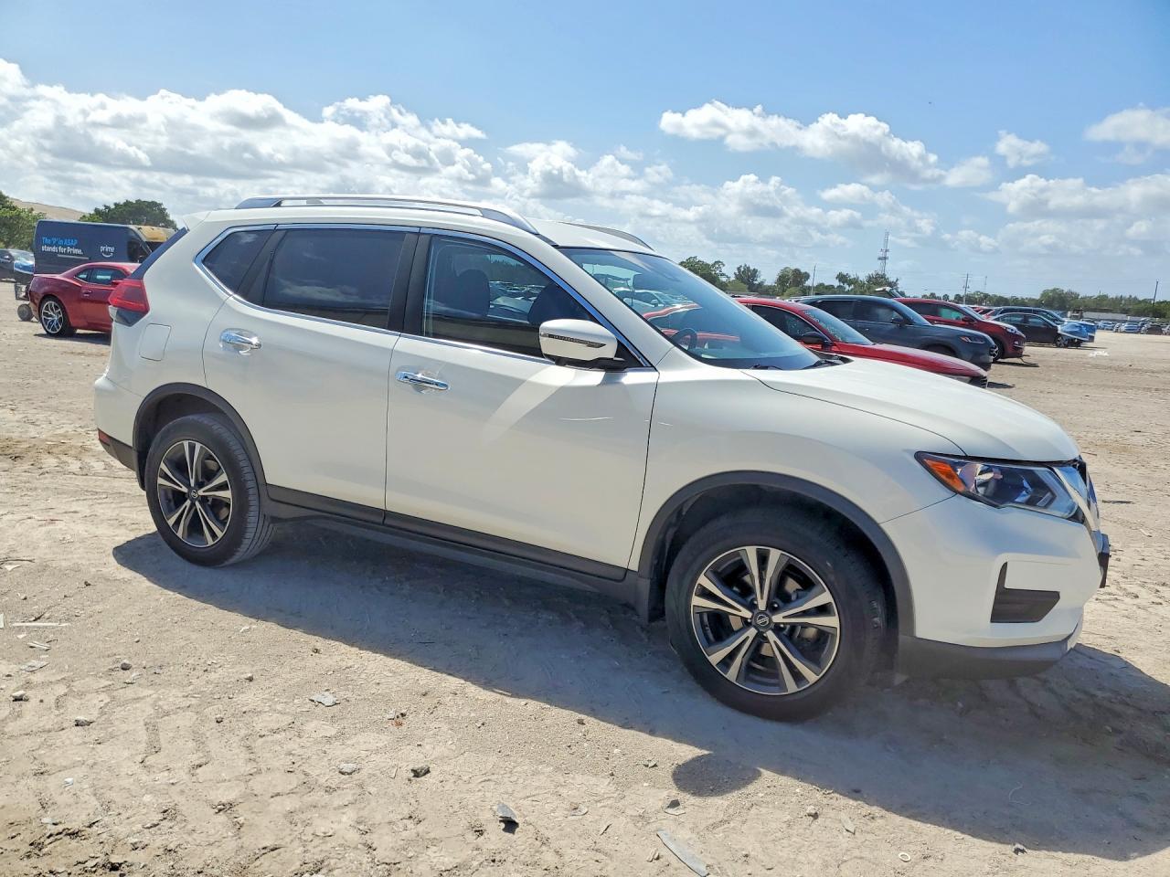 2019 Nissan Rogue sv