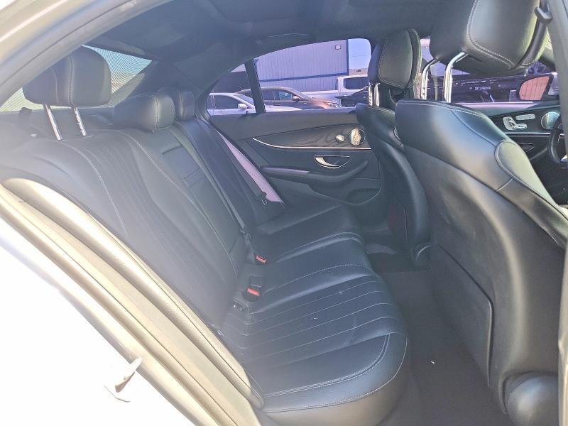 2017 Mercedes-Benz E 300