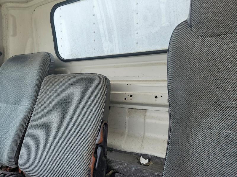 1998 Isuzu Npr box Truck