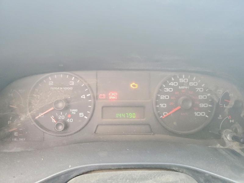 2005 Ford F450 Super Duty Flatbed Truck