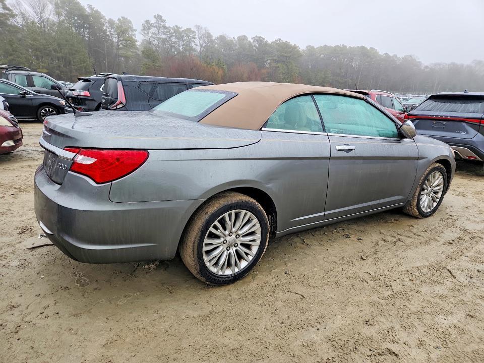 2012 Chrysler 200