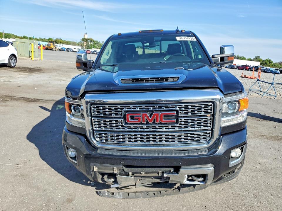2019 GMC Sierra K2500 Denali