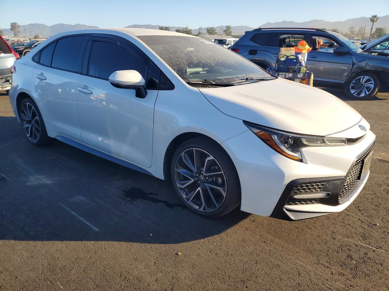 2020 Toyota Corolla Hatchback se