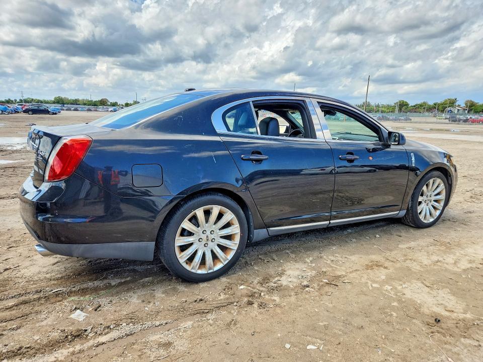 2010 Lincoln Townhouse MKS