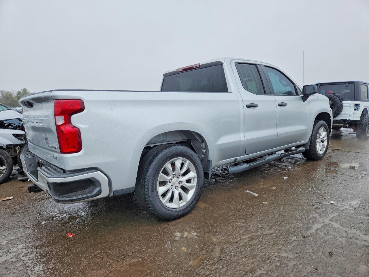 2020 Chevrolet Silverado K1500 Custom