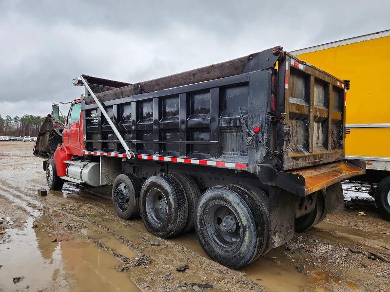 2004 Sterling 2004 Sterling L9500 Dump Truck