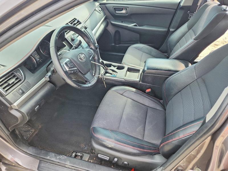 2016 Toyota Camry se