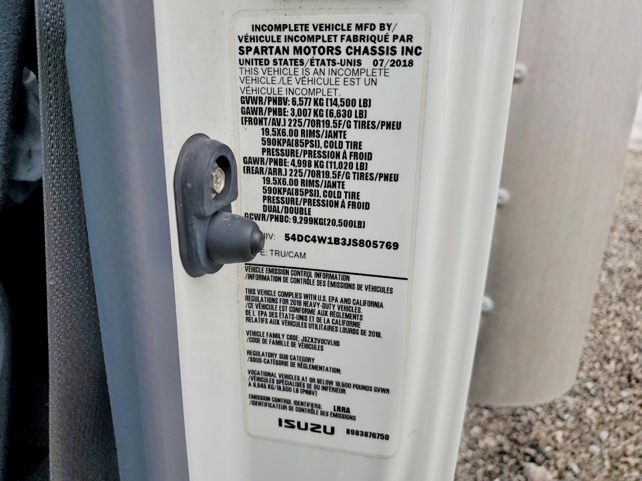 2018 Isuzu NPR HD BOX Truck