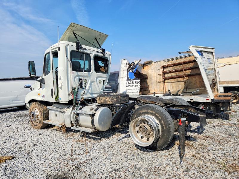 2016 Freigliner Cascadia 125