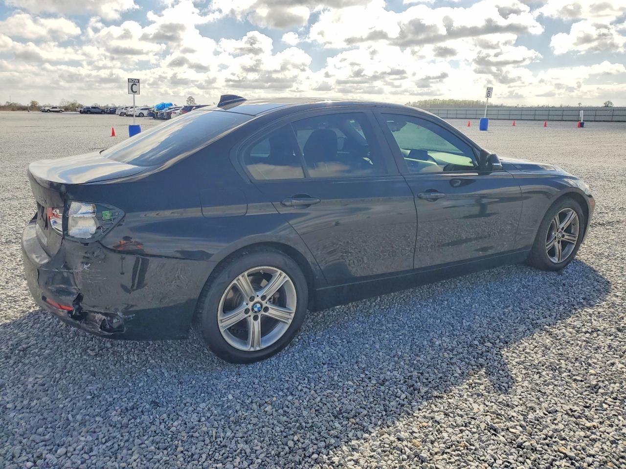 2015 BMW 320 i