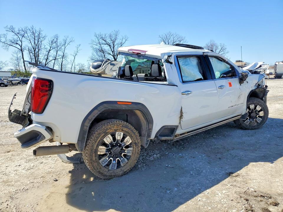 2024 GMC Sierra K2500 Denali