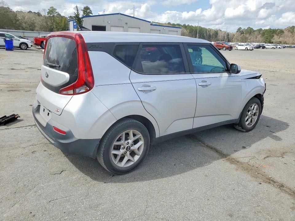 2021 KIA Soul s