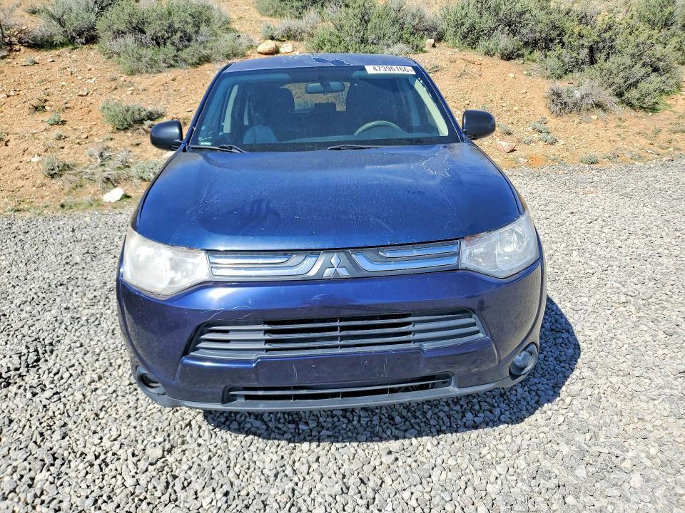 2014 Mitsubishi Outlander es