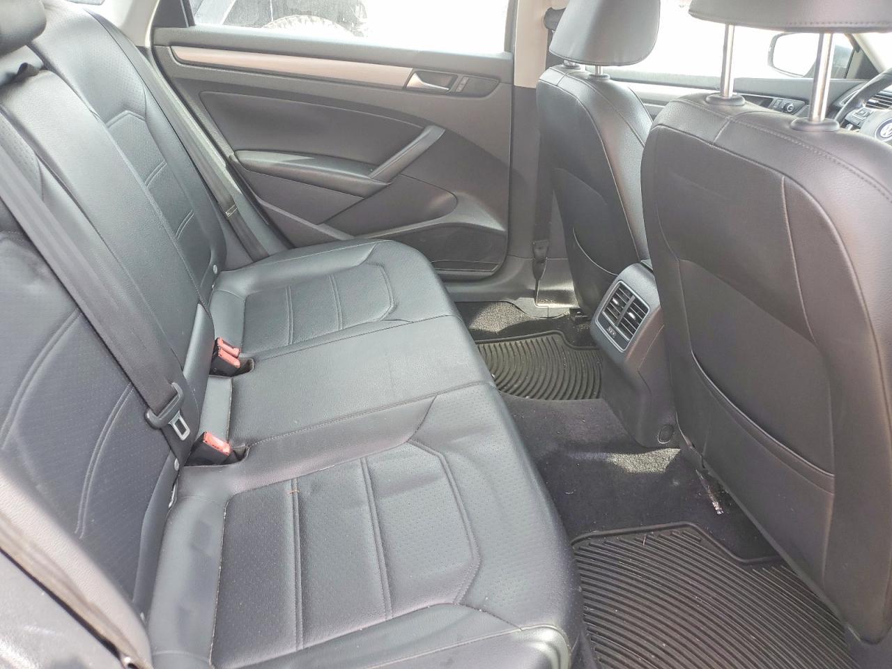 2014 Volkswagen Passat se