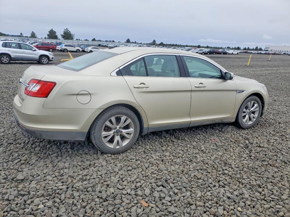 2010 Ford Taurus sel