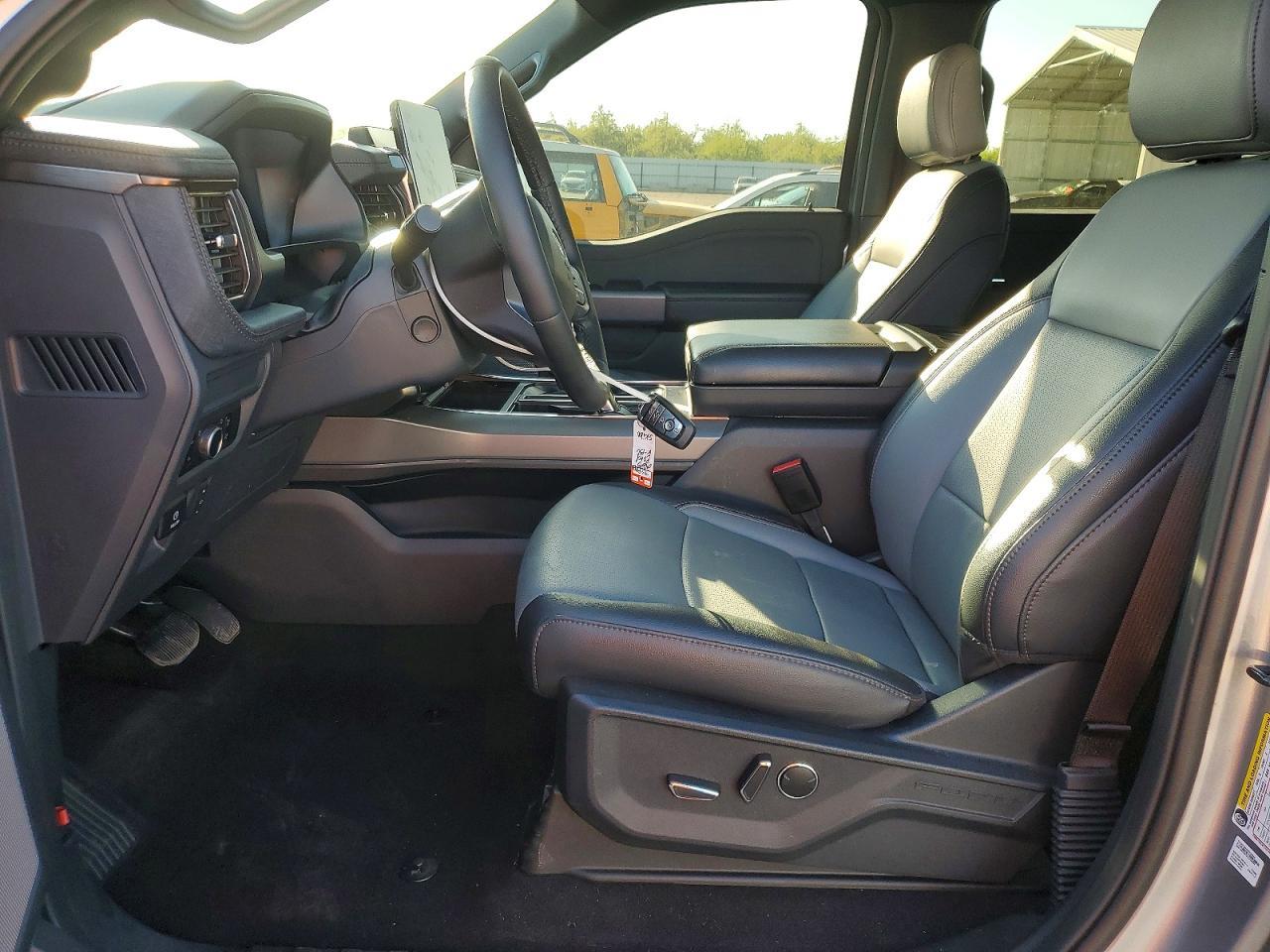 2025 Ford F150 Lightning Lariat