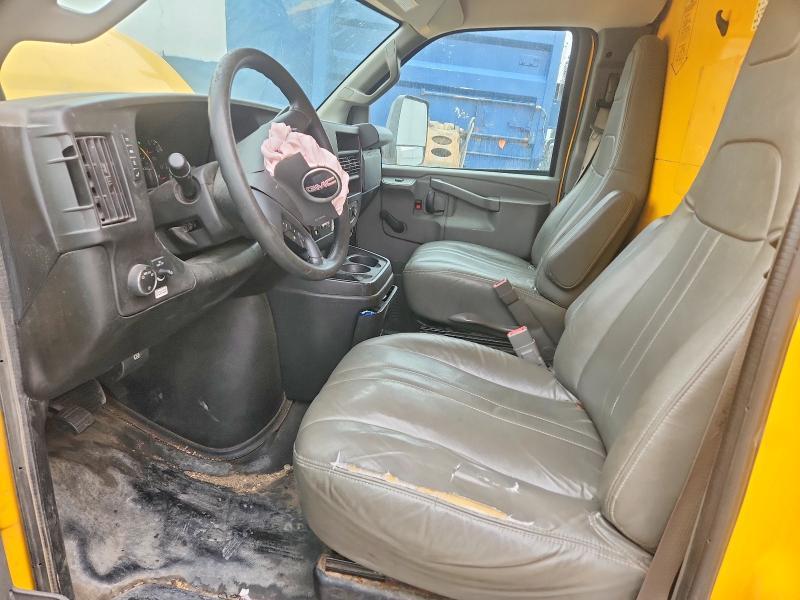 2018 GMC Savana BOX Truck