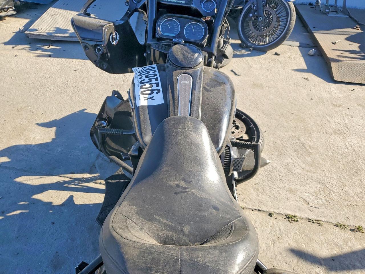 2018 Harley-Davidson Fltrxs Road Glide Special