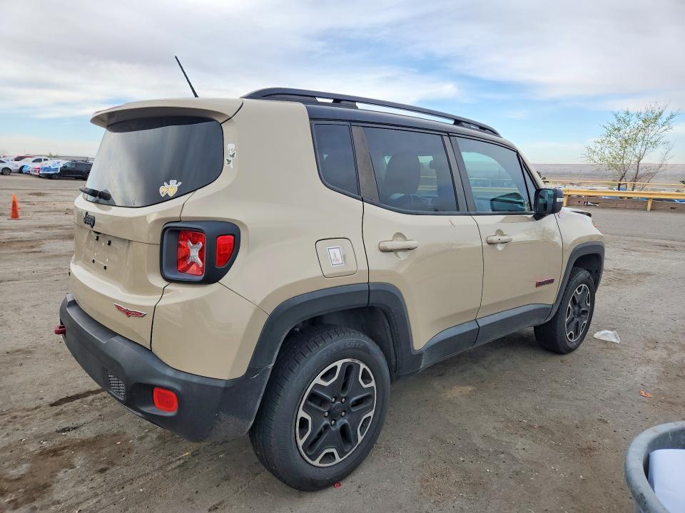 2016 Jeep Renegade Trailhawk