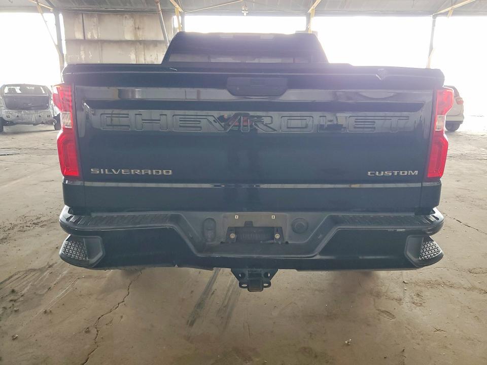 2020 Chevrolet Silverado C1500 Custom