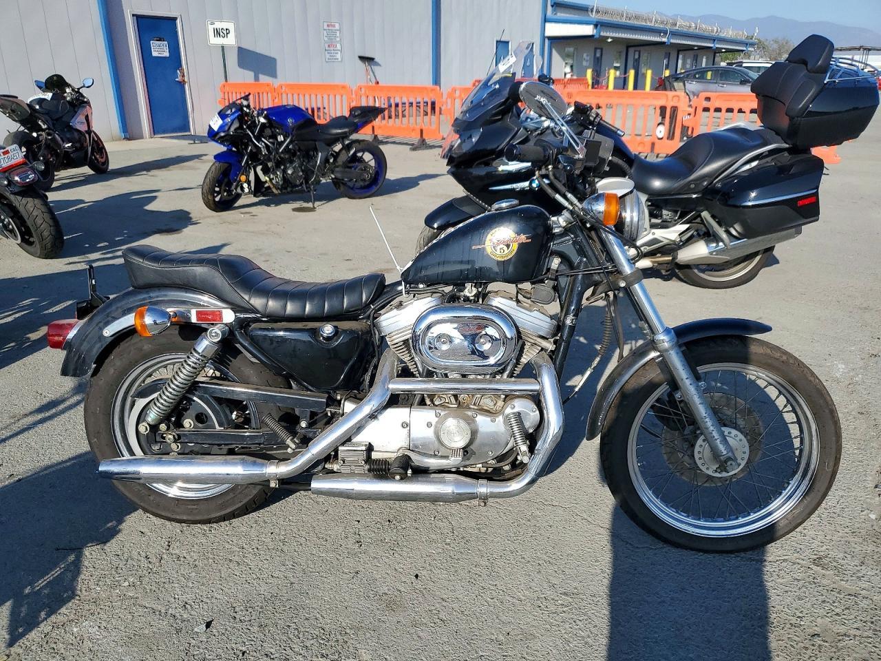 1991 Harley-Davidson XLH883 Deluxe