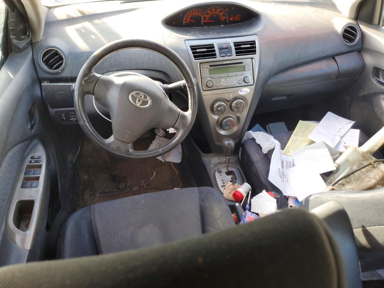 2009 Toyota Yaris s