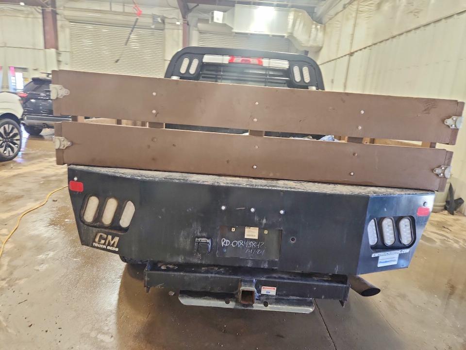 2015 Chevrolet Silverado 2500 Flatbed Truck