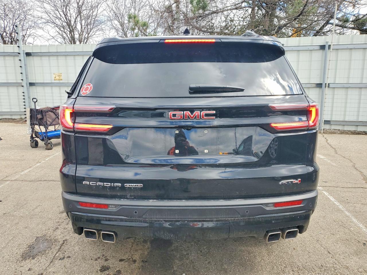 2024 GMC Acadia AT4