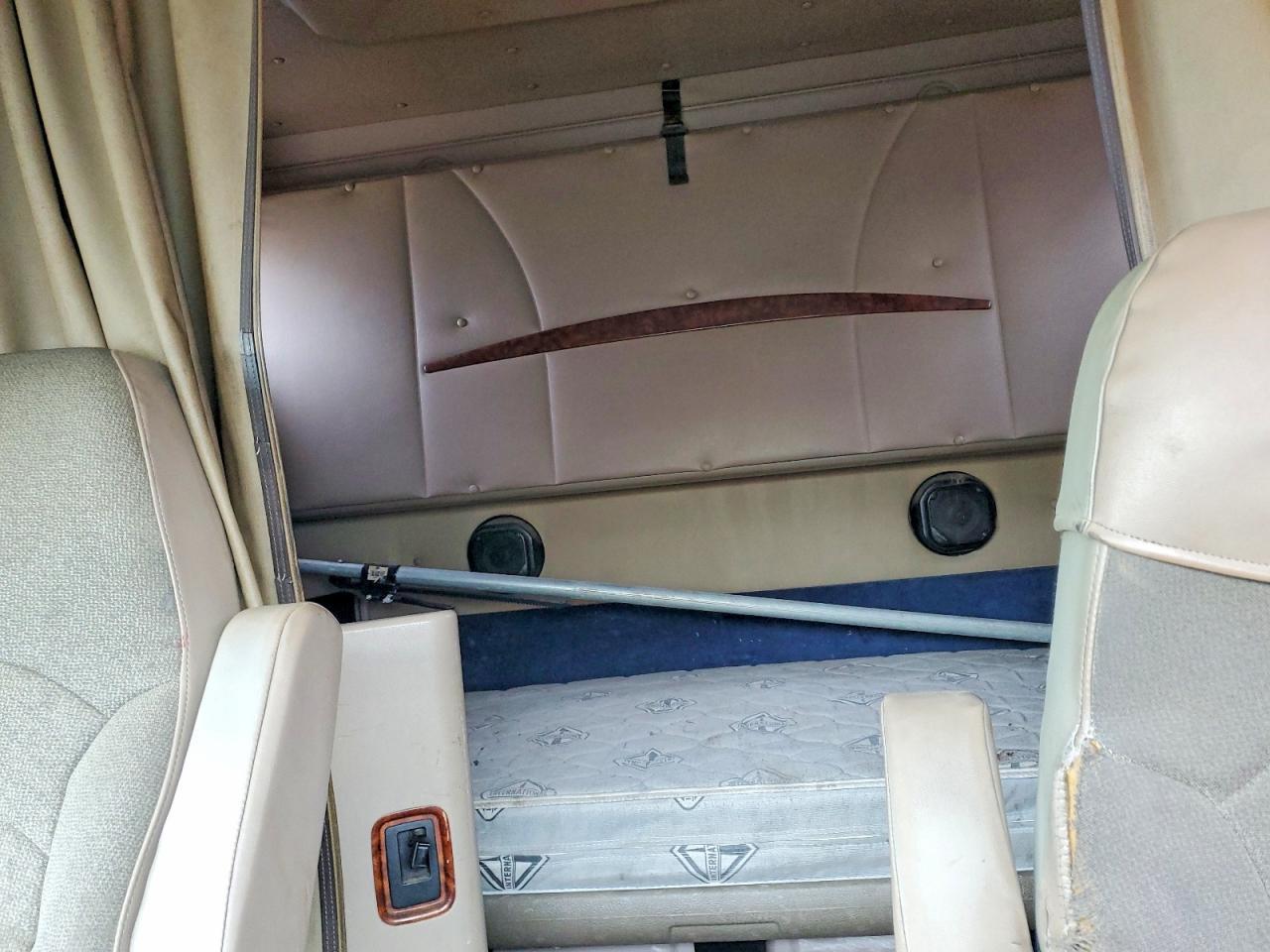 2005 International 9400I Semi Truck