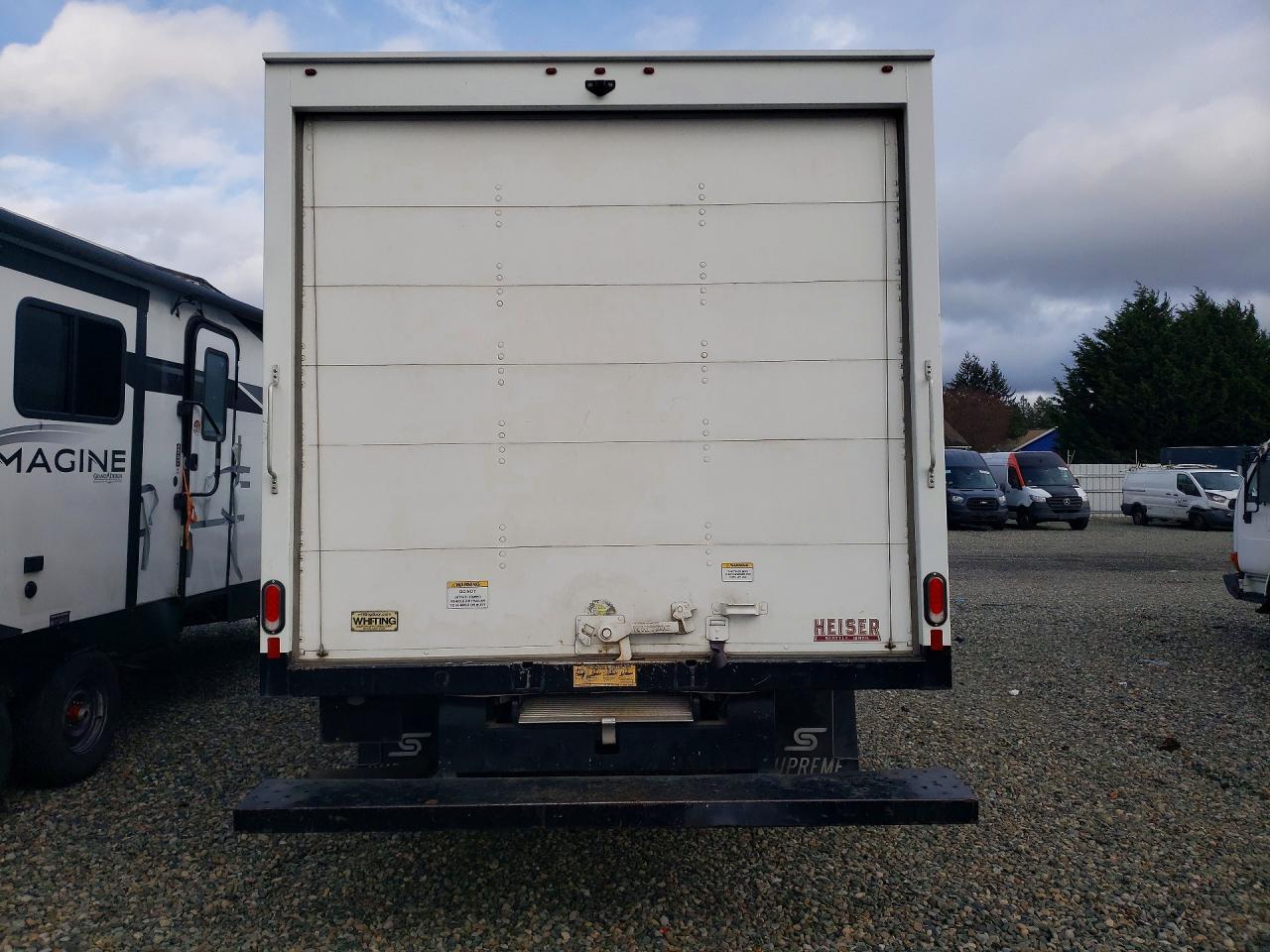 2022 Chev Rolet Express BOX Truck