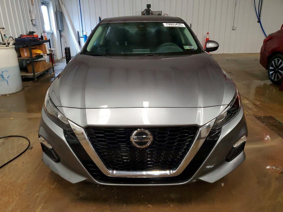 2022 Nissan Altima 2.5 s