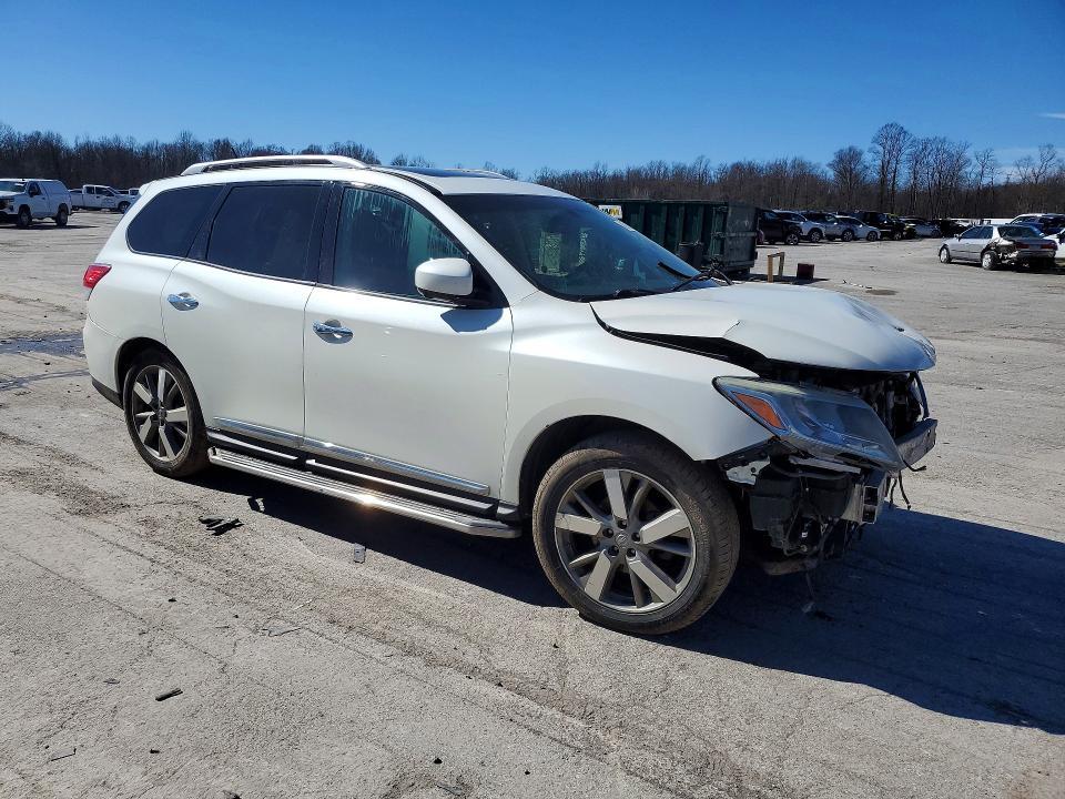 2015 Nissan Pathfinder s