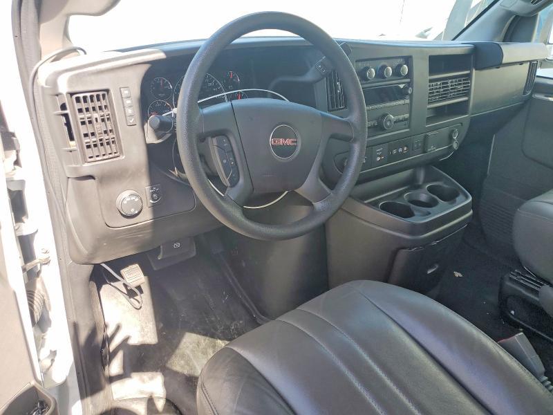 2024 GMC Savana BOX Truck