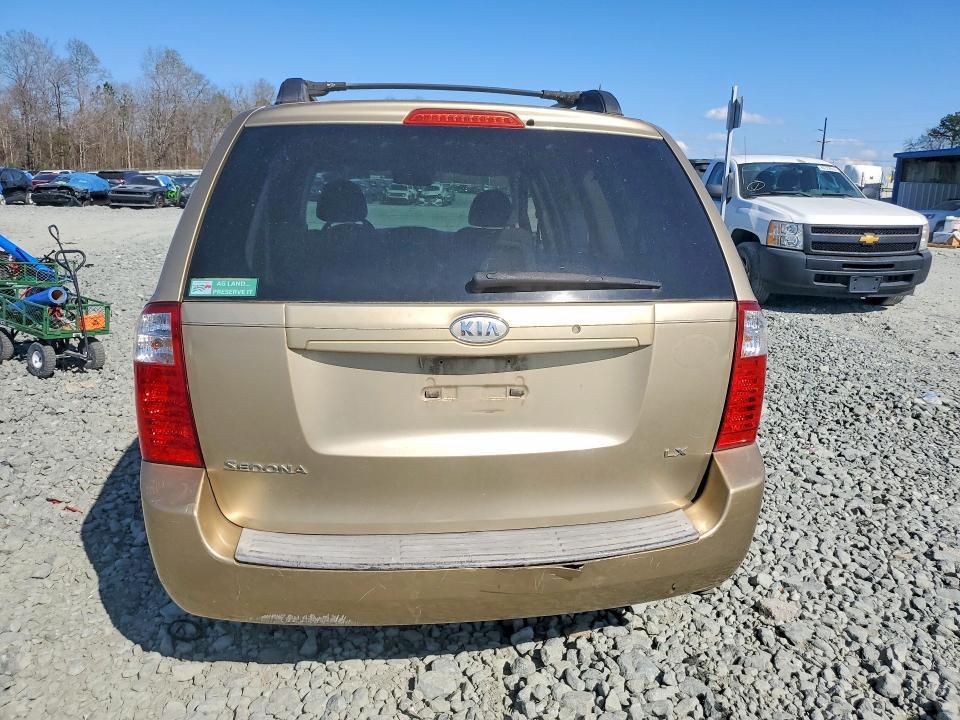 2008 KIA Sedona lx