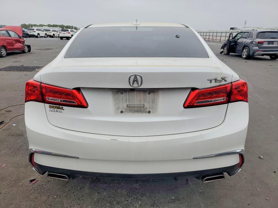 2019 Acura TLX