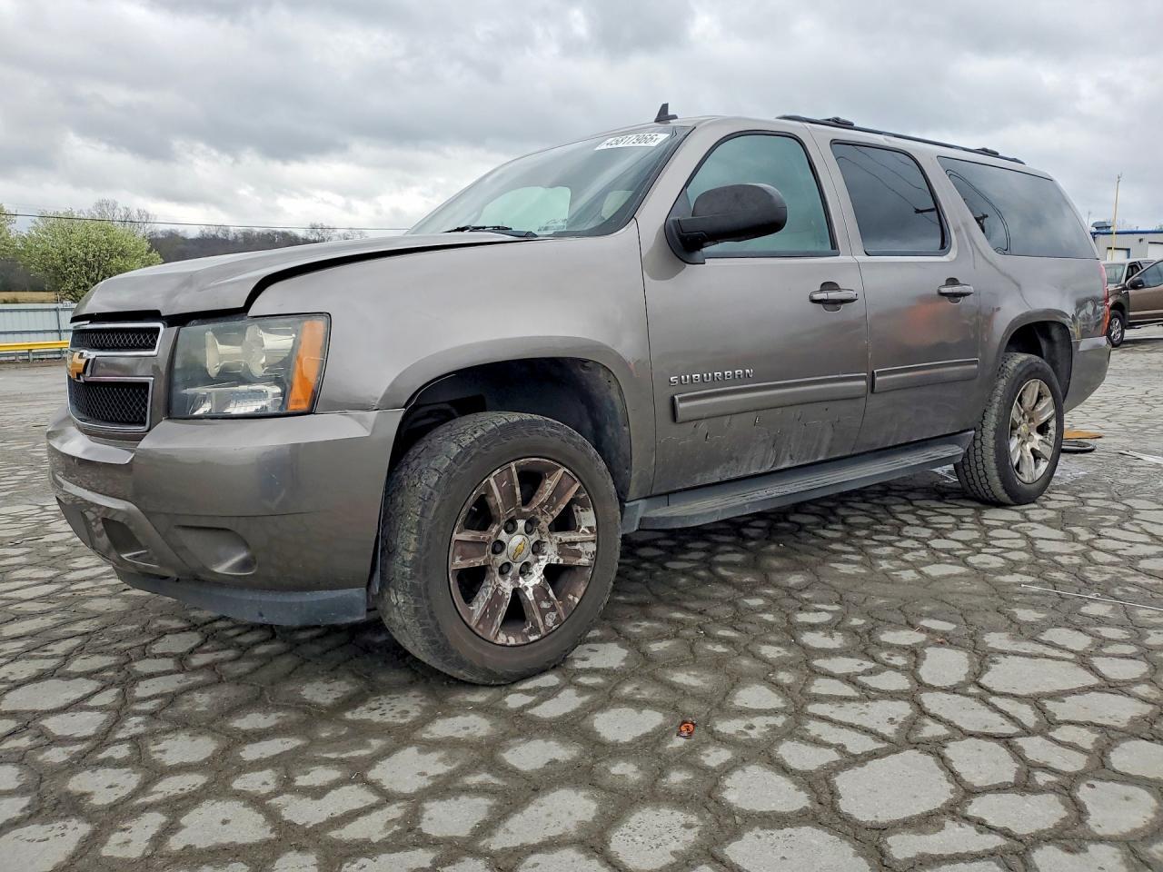 2012 Chevrolet Suburban C1500 ls