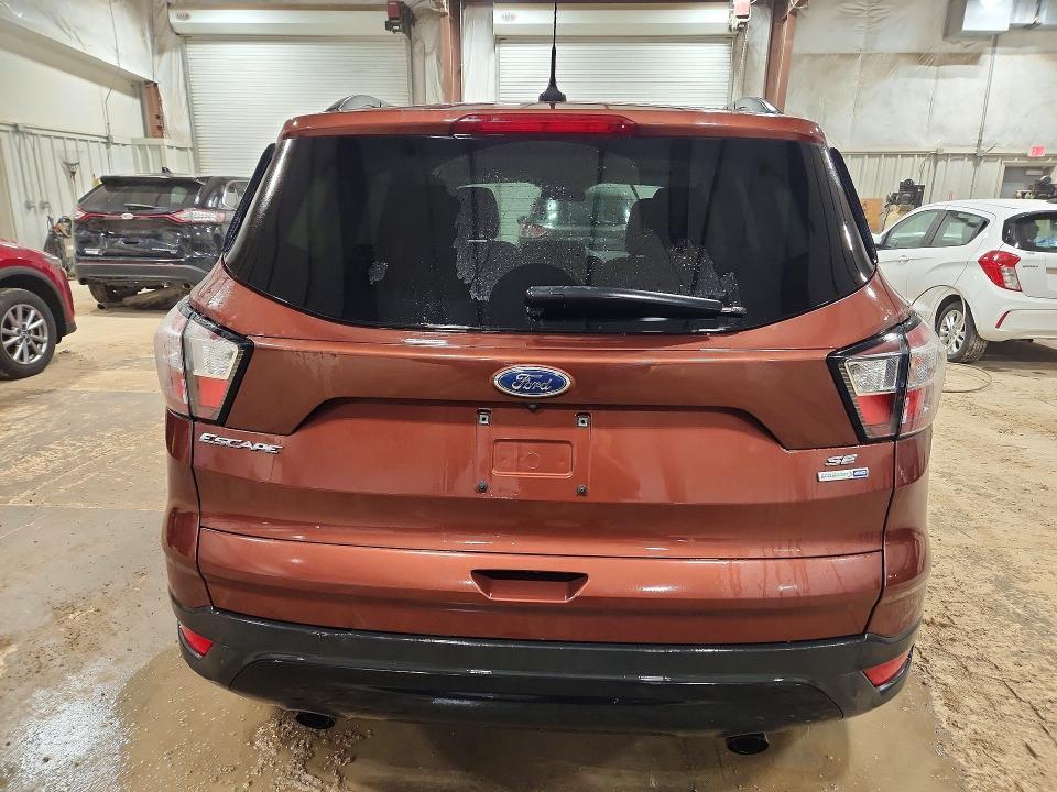 2018 Ford Escape se