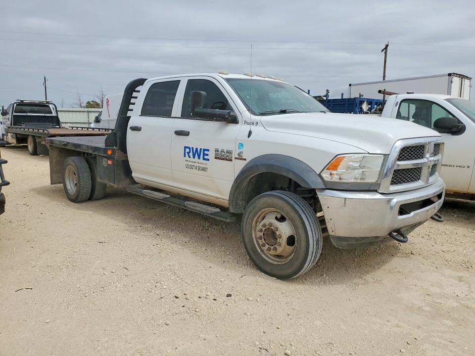 2014 Dodge Ram 5500 Flatbed Truck