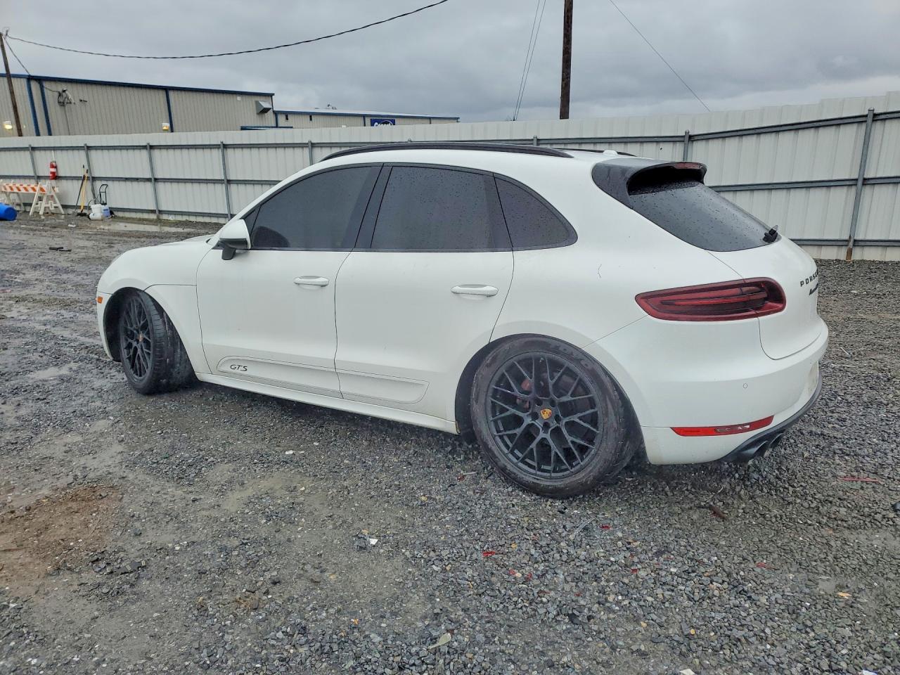 2017 Porsche Macan gts