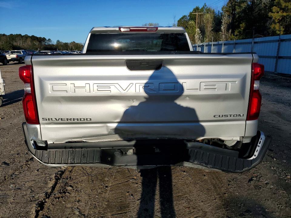 2020 Chevrolet Silverado K1500 Custom