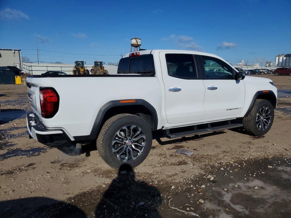 2025 GMC Canyon Denali