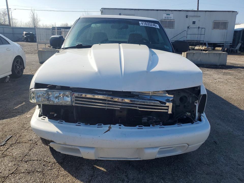 2001 Chevrolet S Truck S10