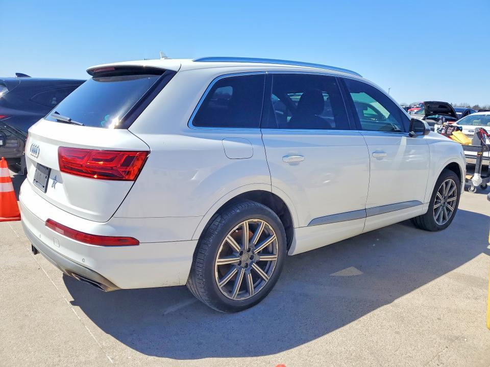 2018 Audi Q7 Premium Plus
