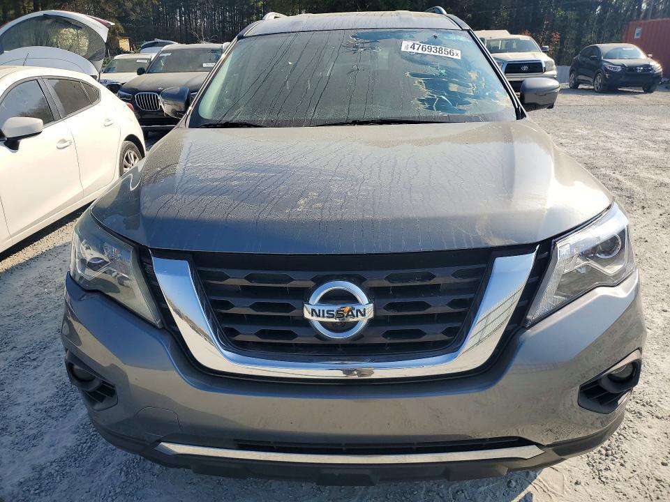 2018 Nissan Pathfinder sl