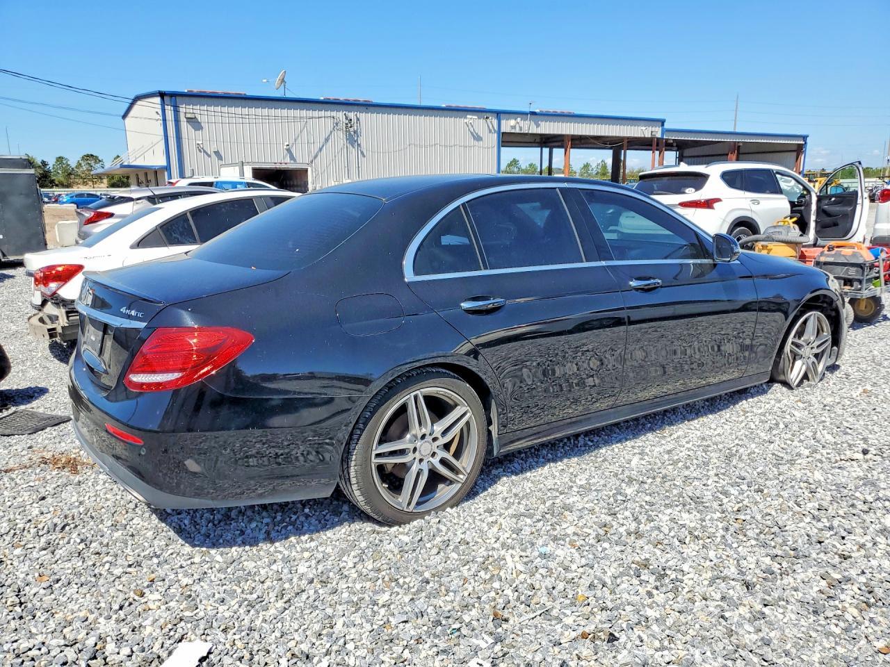 2017 Mercedes-Benz E 300 4matic