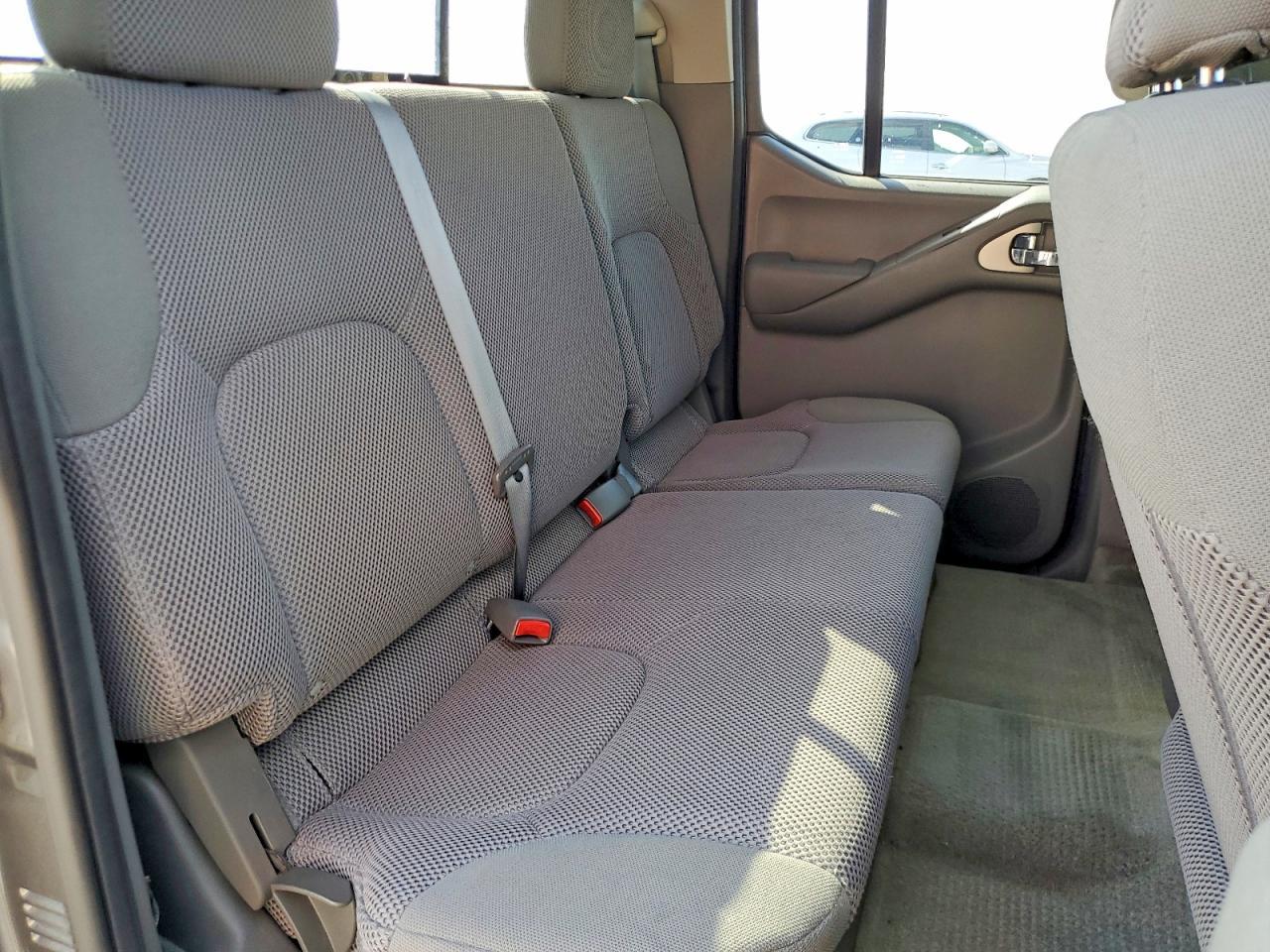 2017 Nissan Frontier SV