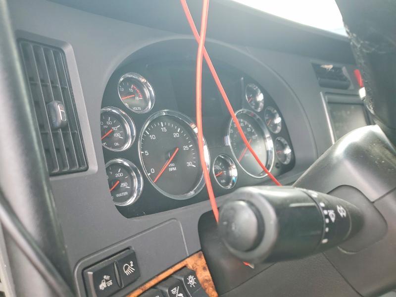 2020 Kenworth Construction T680